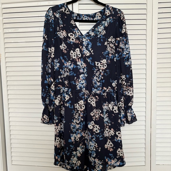 Lila Rose Navy Floral Long Sleeve Dress - Picture 2 of 4